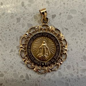 Blessed Mother charm, 14k gold. Size of a quarter